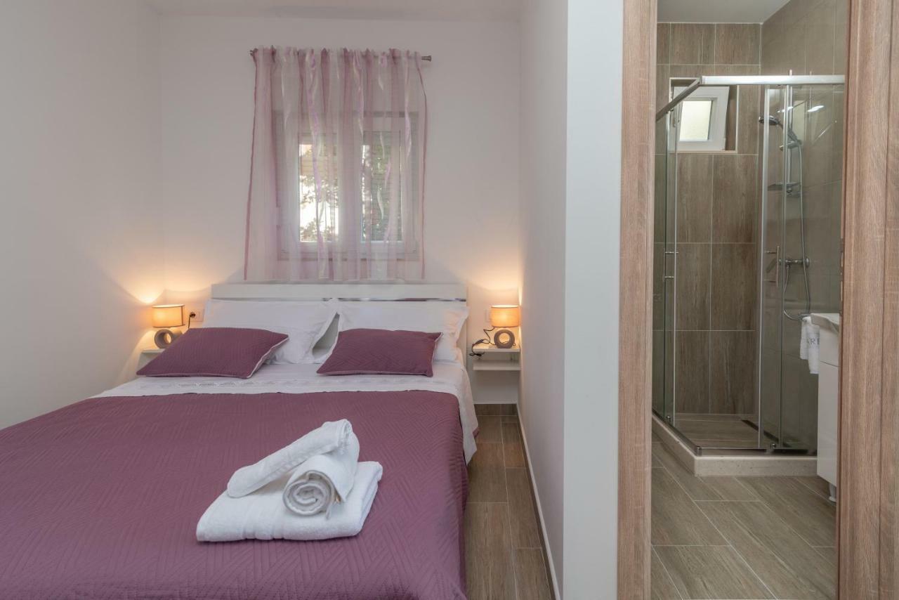 Apartman Niksi โตรกีร์ ภายนอก รูปภาพ